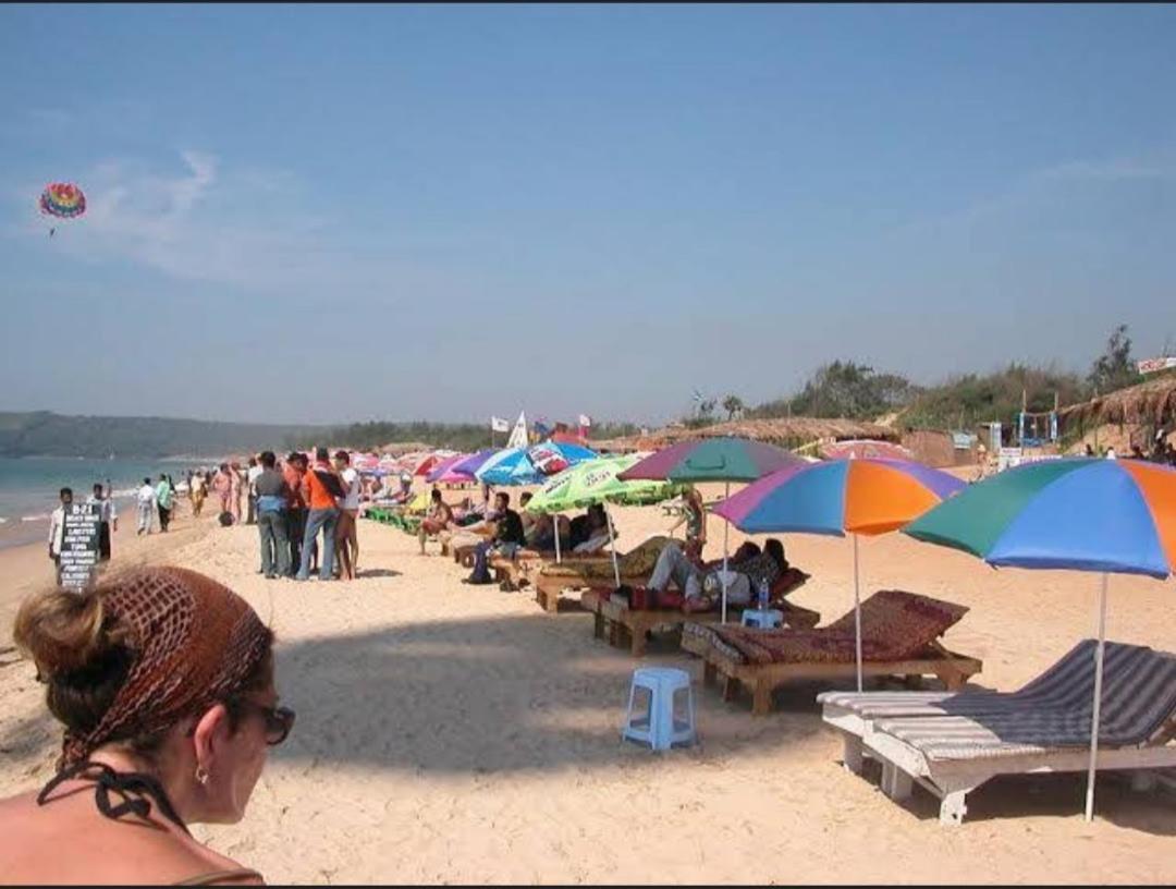 Red Rock Arambol Beach ภายนอก รูปภาพ